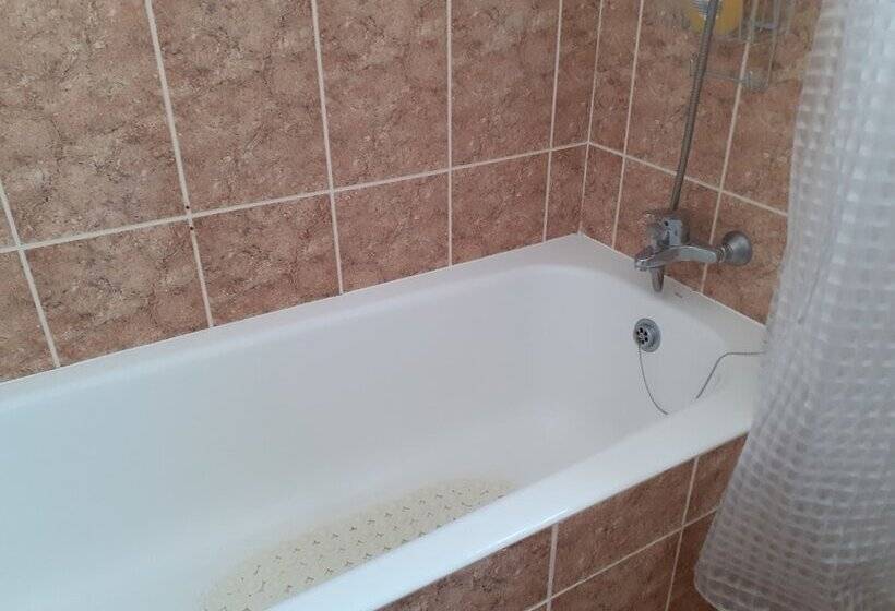 Beautiful 2 Bed House In Mandria Paphos