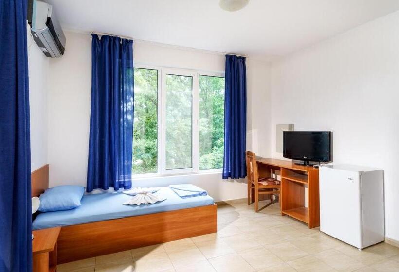 בית מלון כפרי Park 2