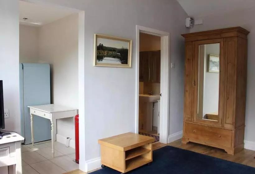 Long Hoyle Annexe