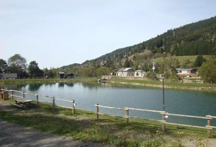 Studio Au Calme Face Aux Montagnes Dans Station De Ski