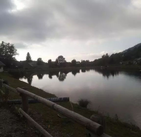 Studio Au Calme Face Aux Montagnes Dans Station De Ski