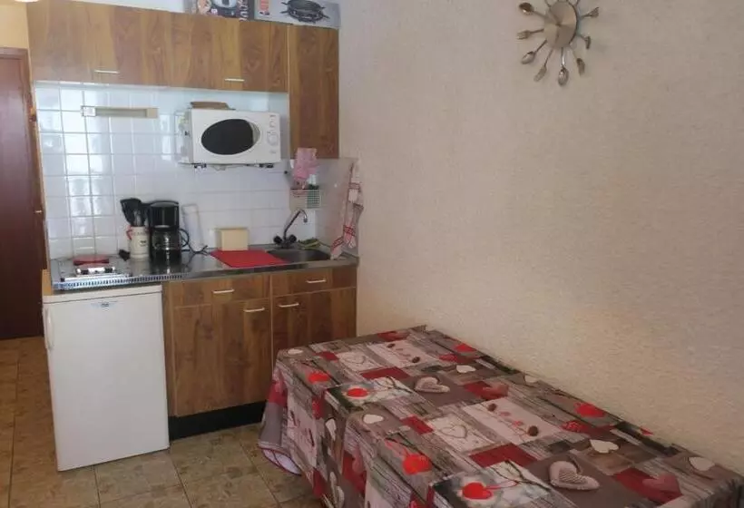 Studio Au Calme Face Aux Montagnes Dans Station De Ski