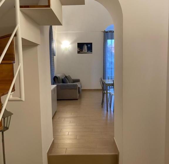 ベッドアンドブレックファースト Suite White