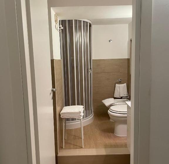 ベッドアンドブレックファースト Suite White