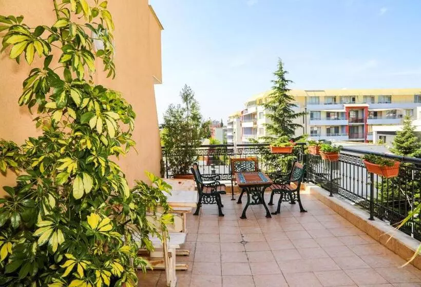 Family Hotel Deykin