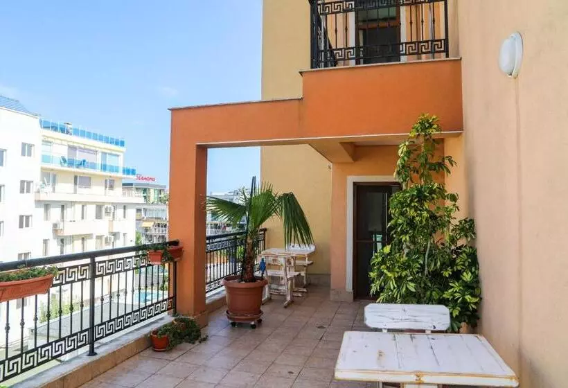 Family Hotel Deykin