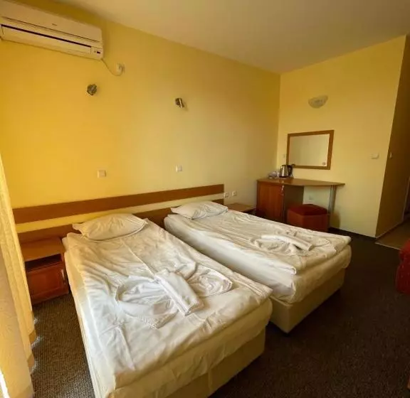 Family Hotel Deykin