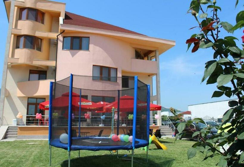 Hôtel семеен хотел дани