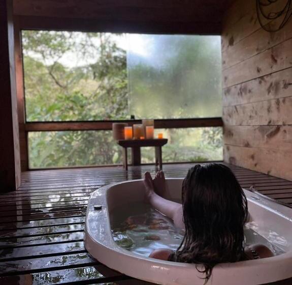 Otel Pousada Refúgio Dos Falcões