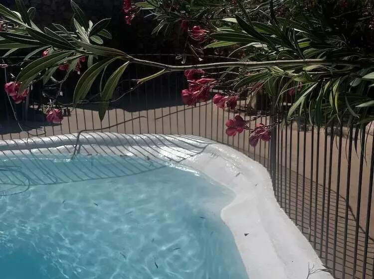 هتل Ranch Campo Palombaggia