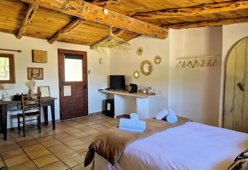 هتل Ranch Campo Palombaggia