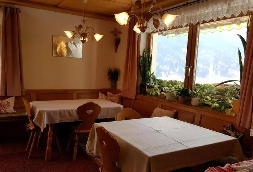 ホテル Weberhof