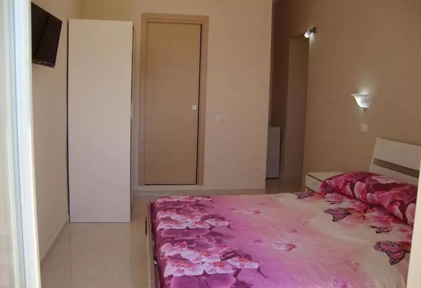 ペンション La Scogliera Turca