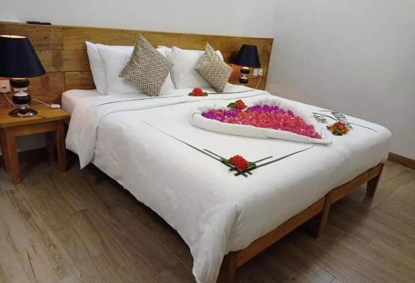 پانسیون Suffix Retreat   Stay, Dive & Explore Fuvahmulah