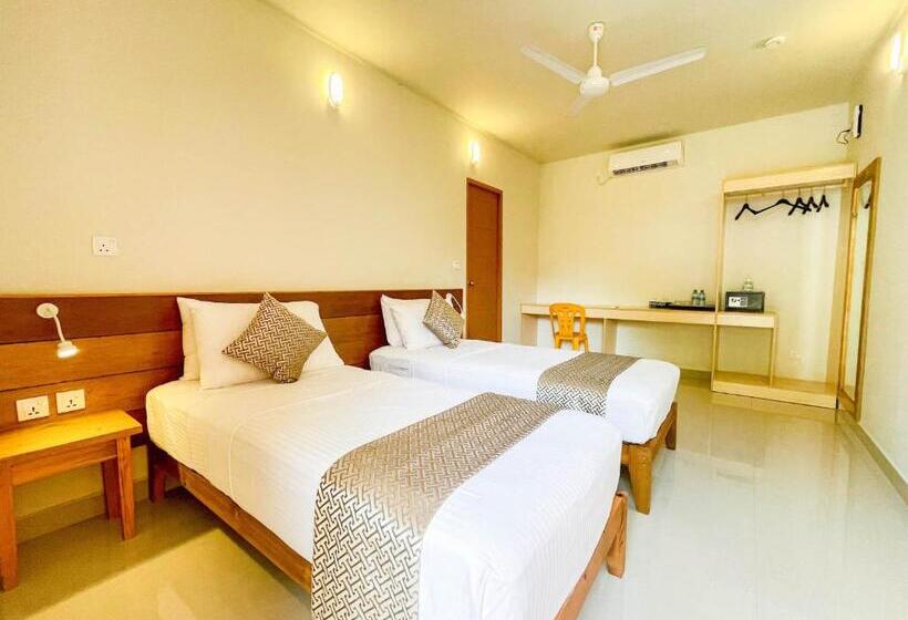 پانسیون Suffix Retreat Stay, Dive & Explore Fuvahmulah