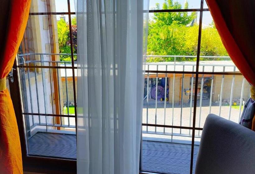 St Martin S House With Hot Tub