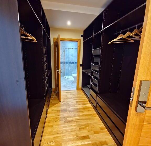 St Martin S House With Hot Tub