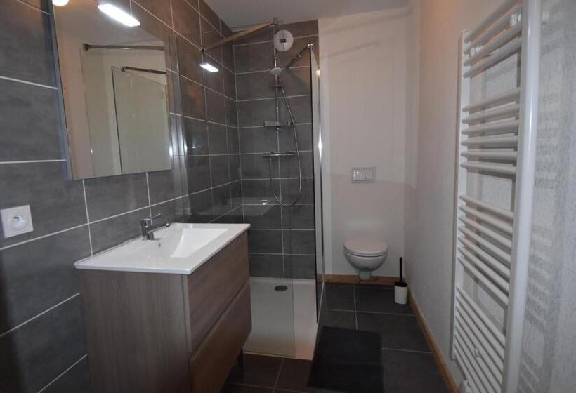 Vaujanylocations   La Cabane De Maurice