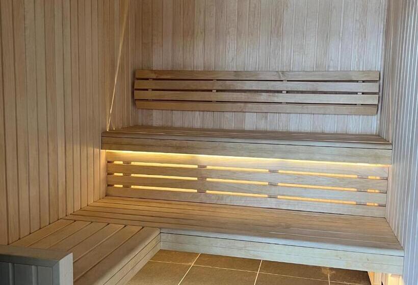 Vaujanylocations   La Cabane De Maurice