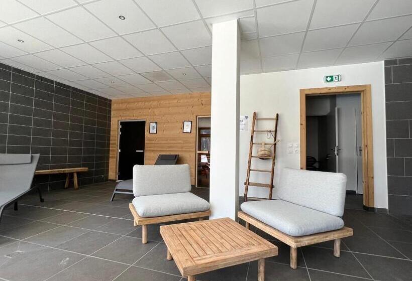 Vaujanylocations   La Cabane De Maurice