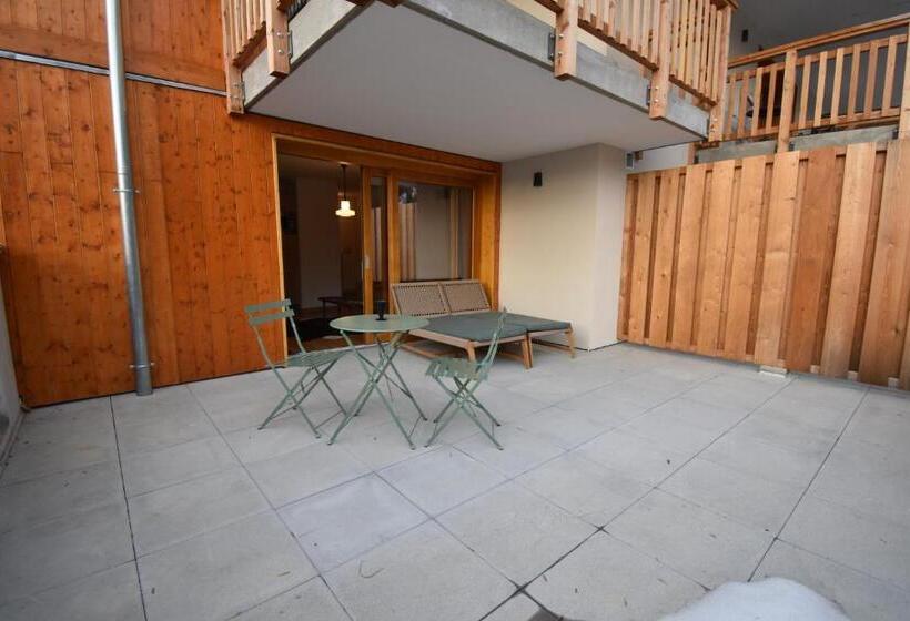 Vaujanylocations   La Cabane De Maurice