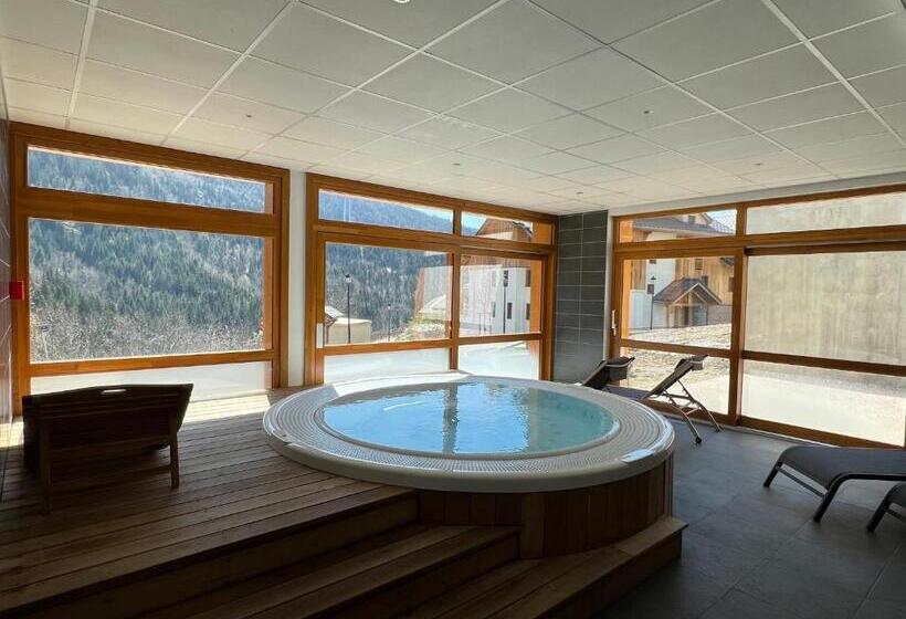 Vaujanylocations   La Cabane De Maurice