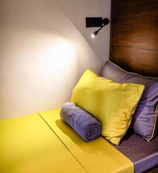 Общежитие Banana Bunks Kandy