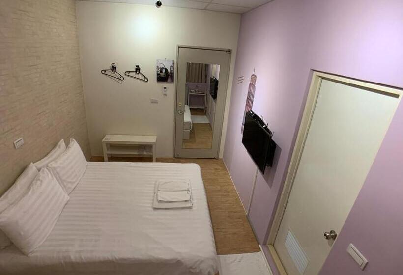 هاستل Lazy Bone