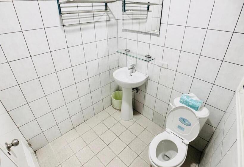 هاستل Lazy Bone