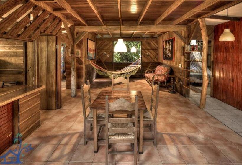 Casa Mambo Pool House