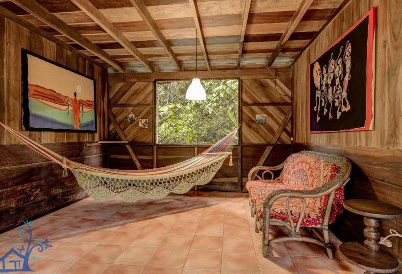 Casa Mambo Pool House