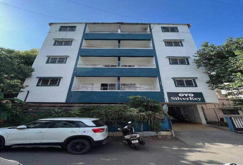 O 84826 Hotel Silver Key