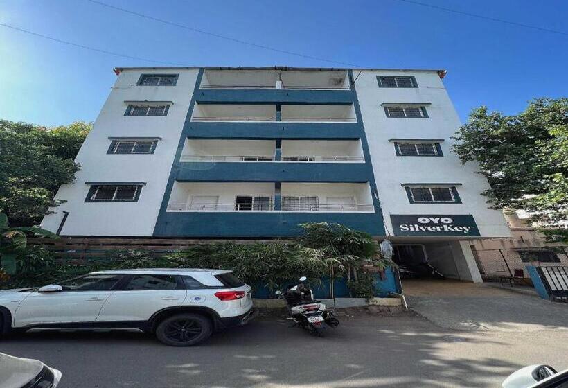 O 84826 Hotel Silver Key