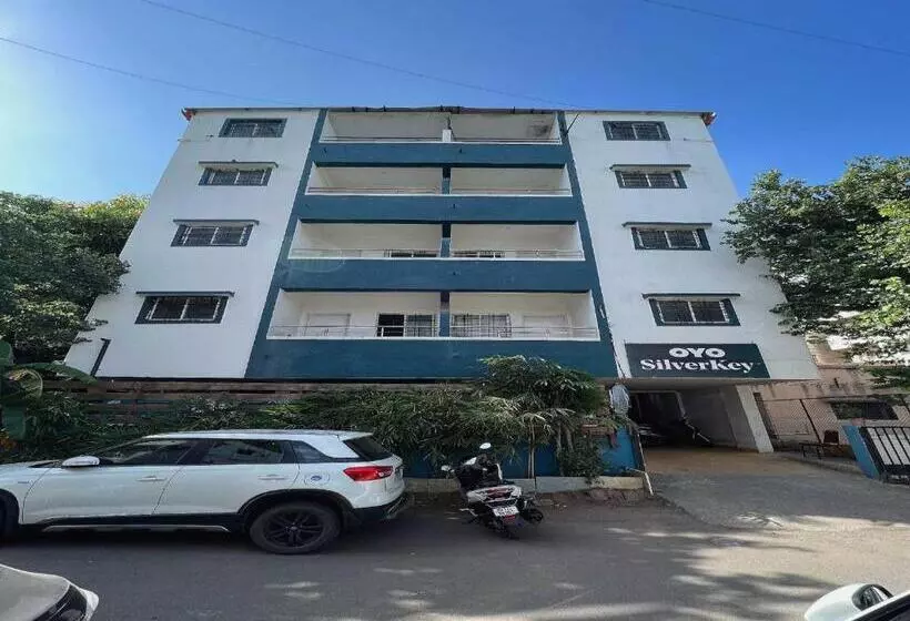 O 84826 Hotel Silver Key