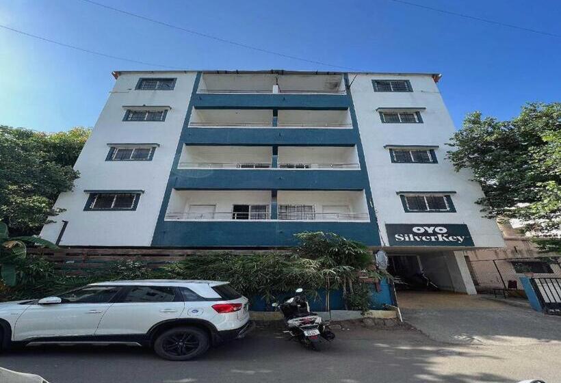 O 84826 Hotel Silver Key