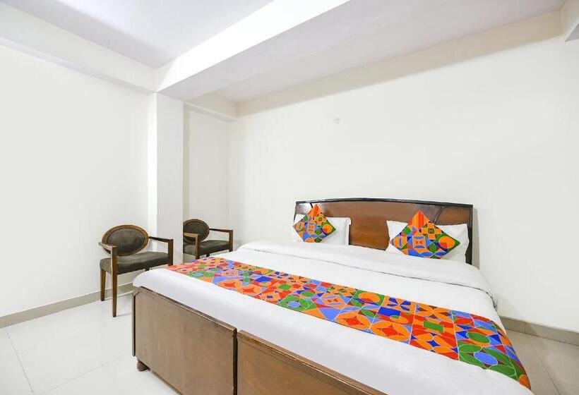 Fabhotel Ginger Grass