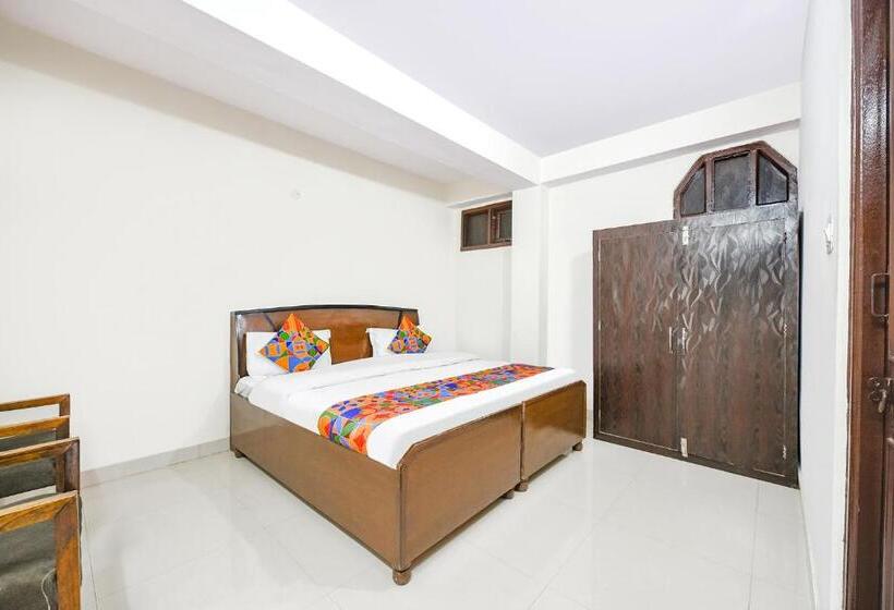 Fabhotel Ginger Grass