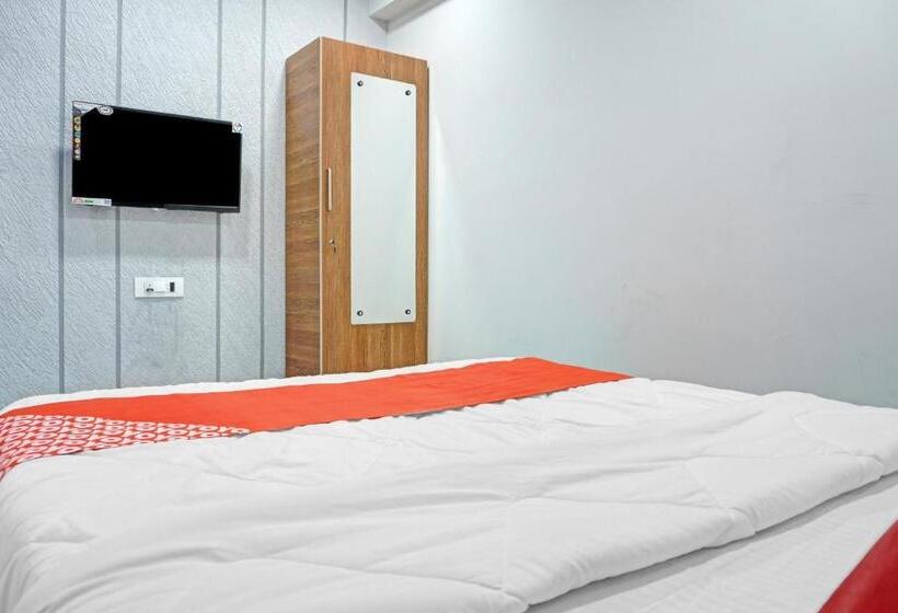 בית מלון כפרי O Stadium Plaza