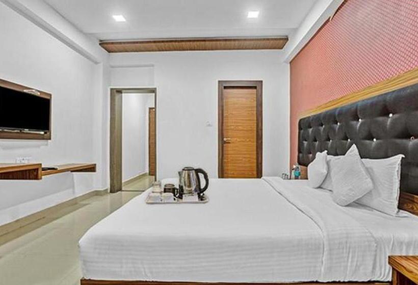 Fabhotel Luck Inn Residency