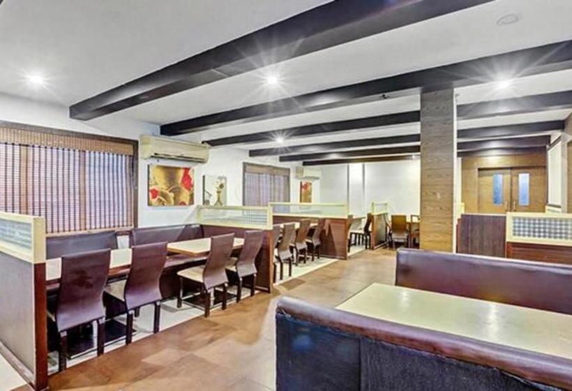 Fabhotel Luck Inn Residency