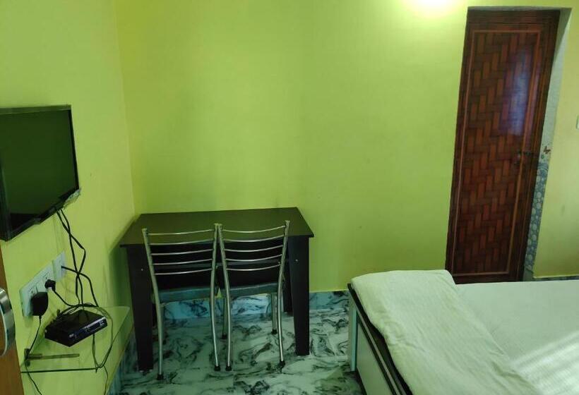 Hotel Radha Rani Lodge