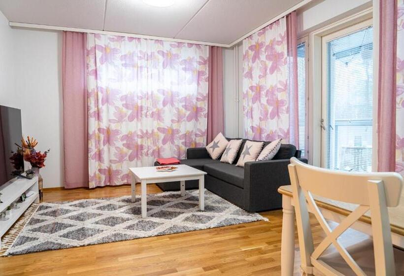 Kaksio Helsingissä Hyvien Kulkuyhteyksien Varrella