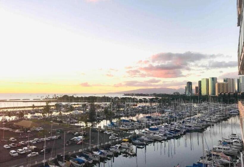 New Aloha Ilikai 1free Parking