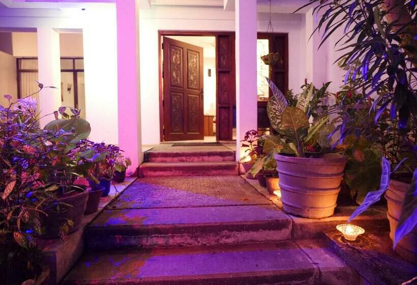 Pension (Hôtel basse catégorie) Elegance Oasis, Colombo 3