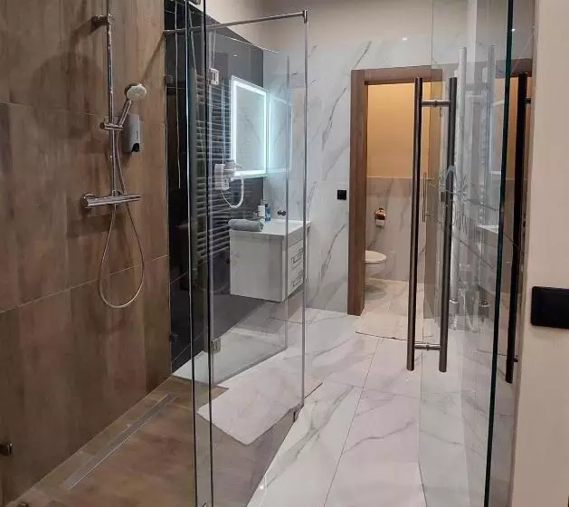 Silver Dawn Apartments