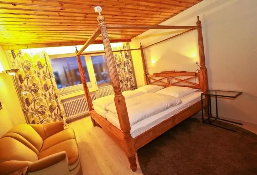 Bed and Breakfast Pension Karamia