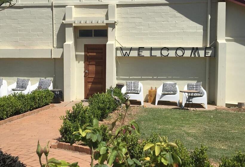 Club Boutique Hotel Cunnamulla