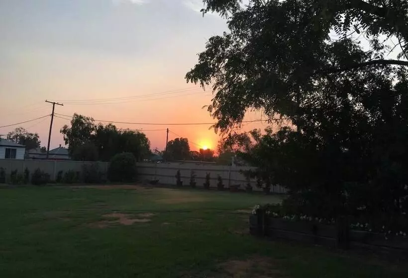 Club Boutique Hotel Cunnamulla