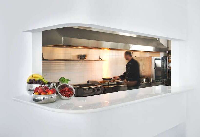 Hotel Acroterra Rosa Luxury Suites & Spa