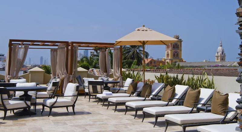 هتل Bastion Luxury